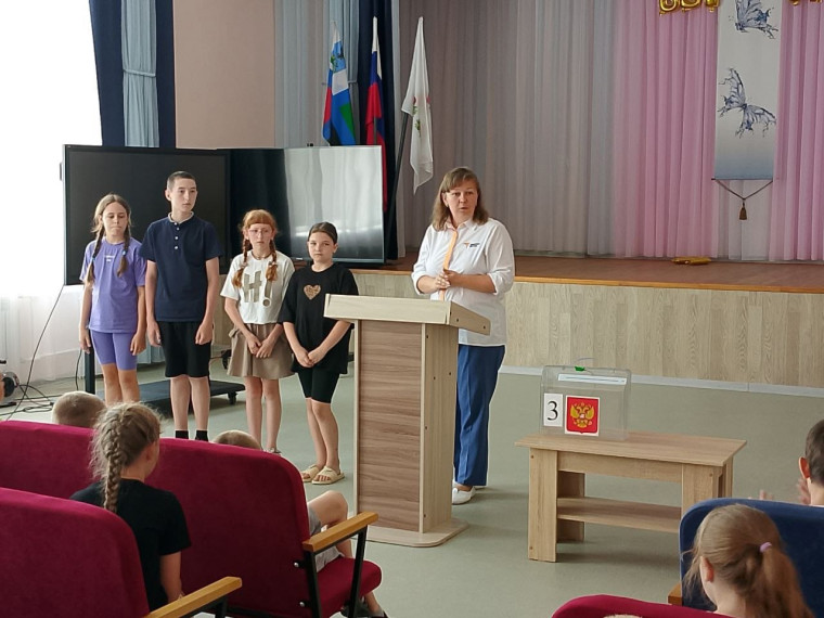 Сегодня, 9 июня, в нашем лагере «Улыбка» состоялись выборы Президента лагеря..